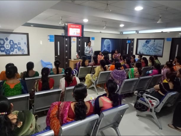 Community cancer awareness session for women in Akola